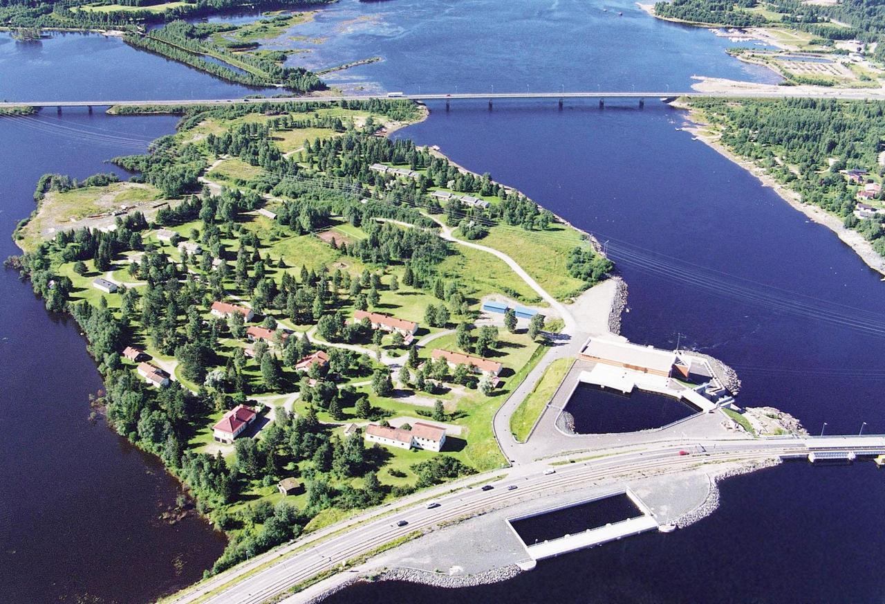 Huoneistohotelli Jokikeskus Kemi Exterior photo